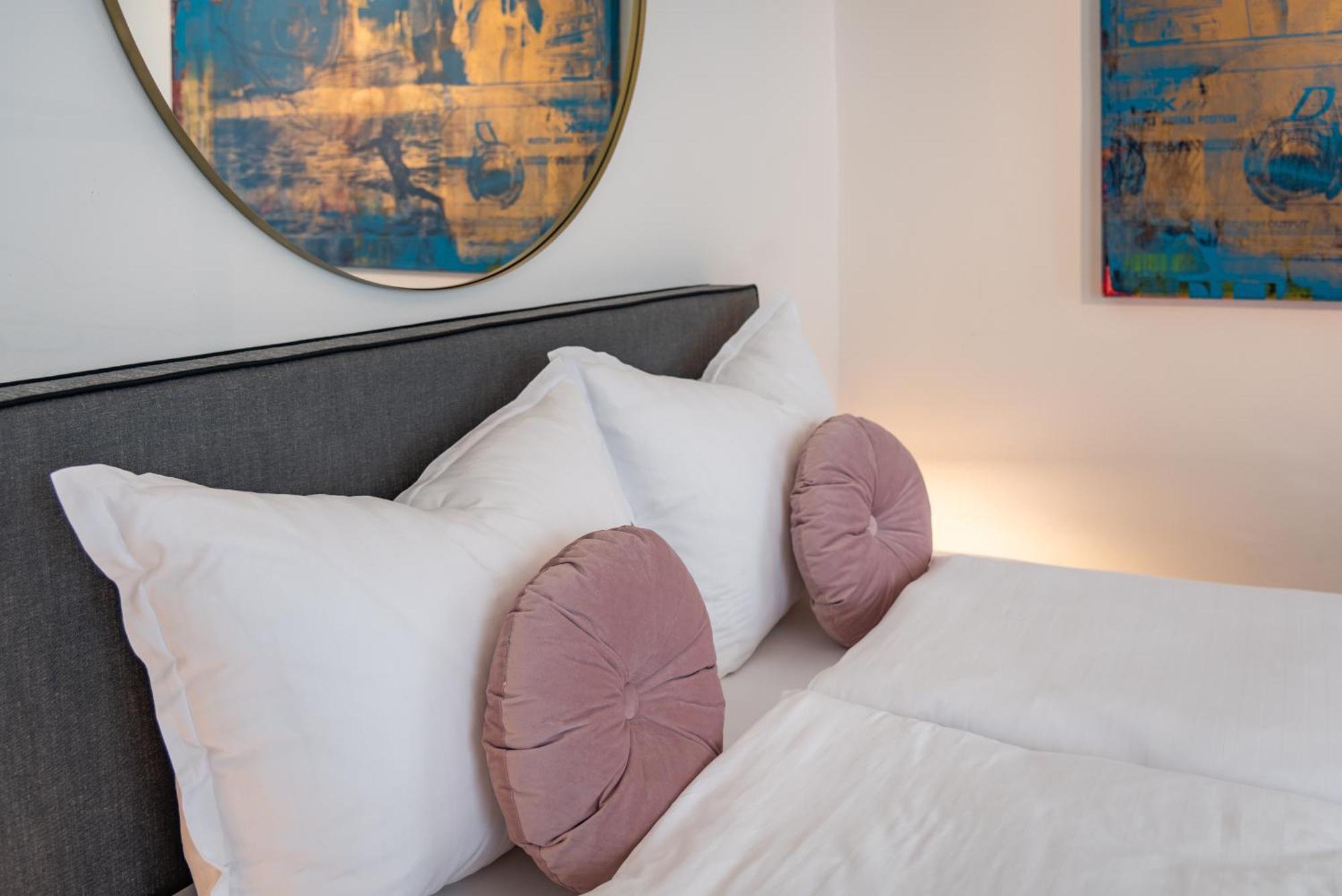 Apartment Luxury Design In Center